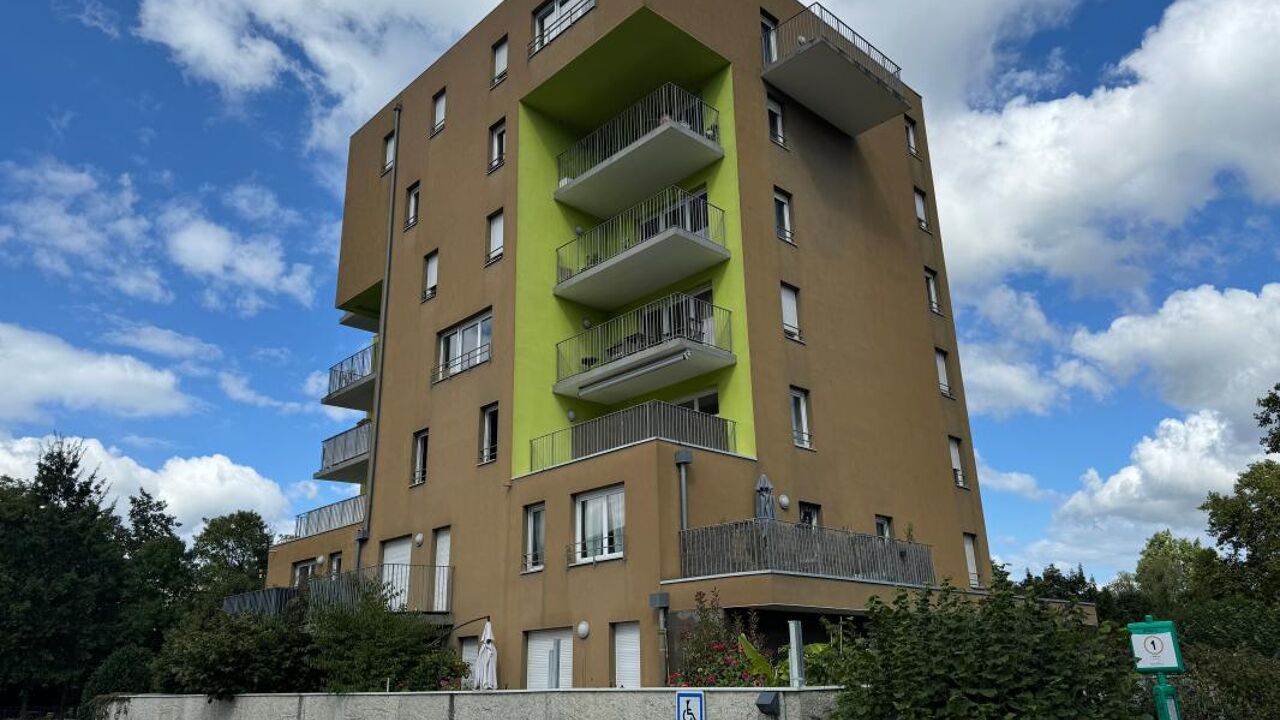 appartement 2 pièces 52 m2 à vendre à Chambéry (73000)