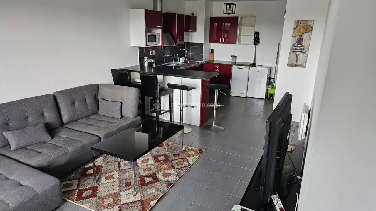 appartement 3 pièces 60 m2 à louer à Vaulx-en-Velin (69120)