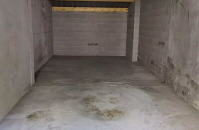 location garage 140 € CC /mois à proximité de Saint-Pons (07580)