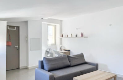 location appartement 550 € CC /mois à proximité de Bédarrides (84370)