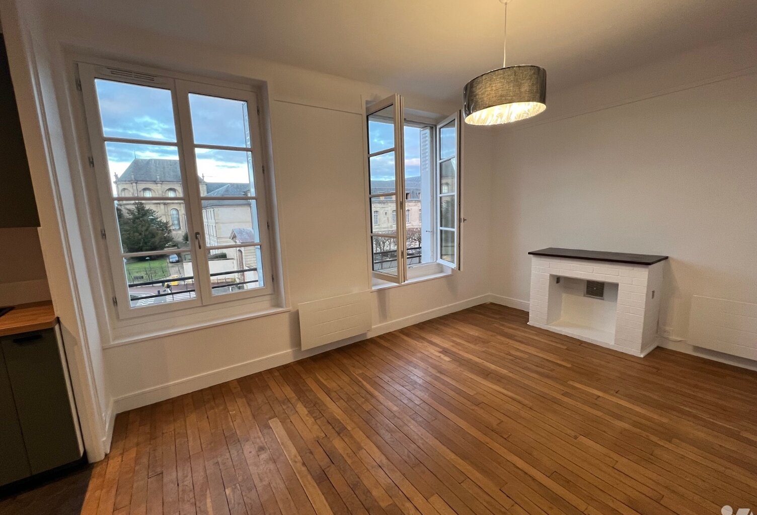 Vente appartement 4 pièces 80 m² Saint-Cyr-l'École (78210) — photo 1