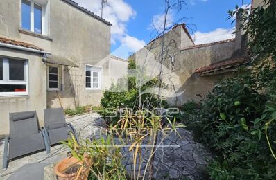 vente maison 230 000 € à proximité de Le Thou (17290)