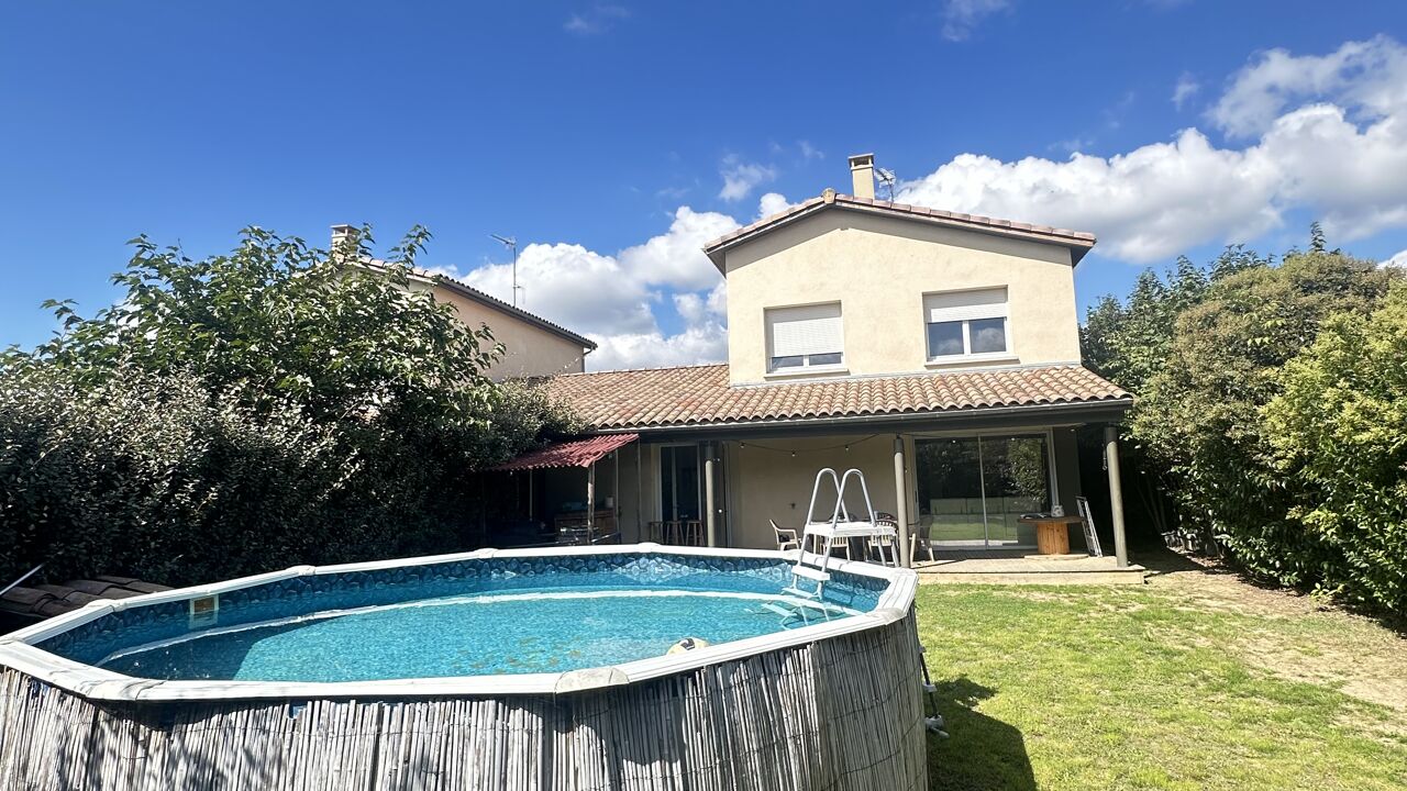 maison 5 pièces 111 m2 à vendre à Castelginest (31780)