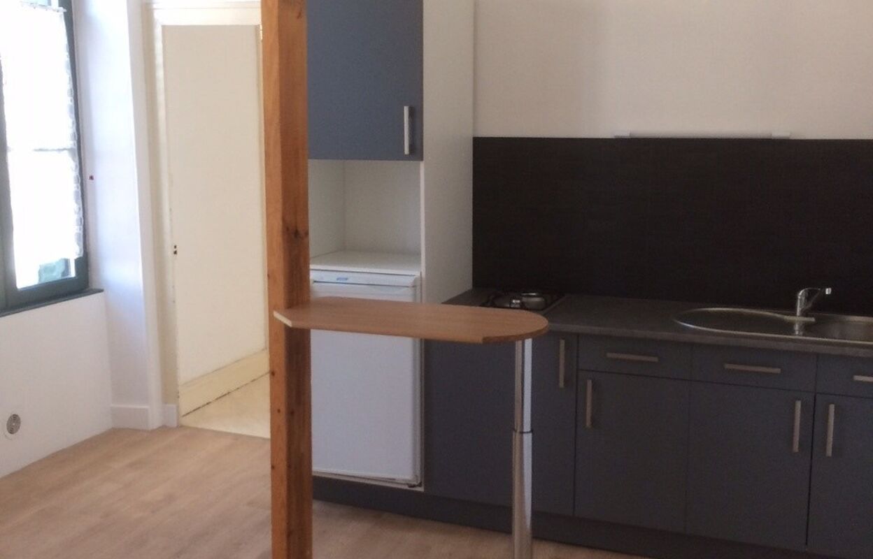 appartement 2 pièces 35 m2 à louer à Les Herbiers (85500)