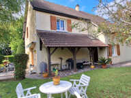 A SENS ,QUARTIER CALME,MAISON 150M2 ENVIRON,4 CHAMBRES,1 BUR — photo 2
