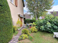 A SENS ,QUARTIER CALME,MAISON 150M2 ENVIRON,4 CHAMBRES,1 BUR — photo 4