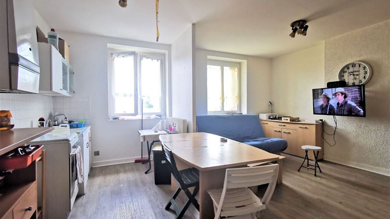 appartement 3 pièces 55 m2 à louer à Saint-Just-Malmont (43240)