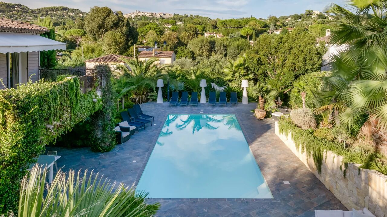 maison 6 pièces 273 m2 à vendre à La Colle-sur-Loup (06480)