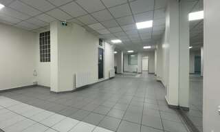 Bureau 7 Pièces 200 m² à louer à Paris 9 (75009)