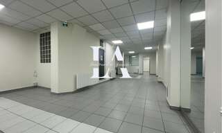 Bureau 7 Pièces 200 m² à louer à Paris 9 (75009)