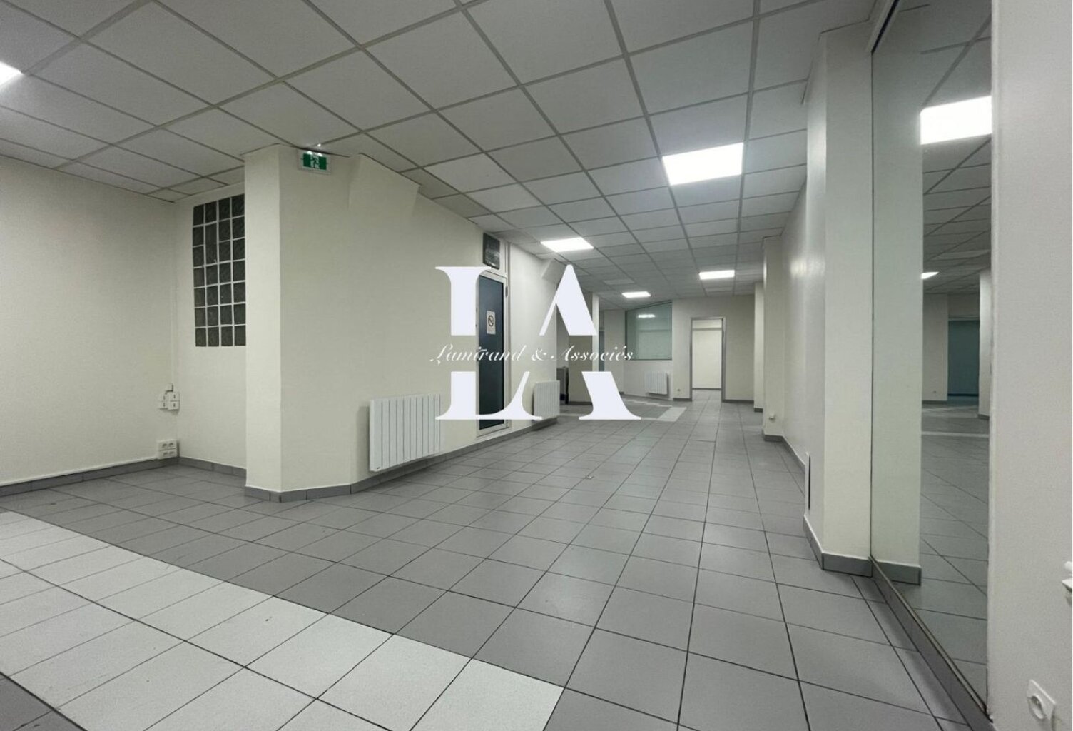 Bureaux 6 et plus à PARIS 9ème — photo 1