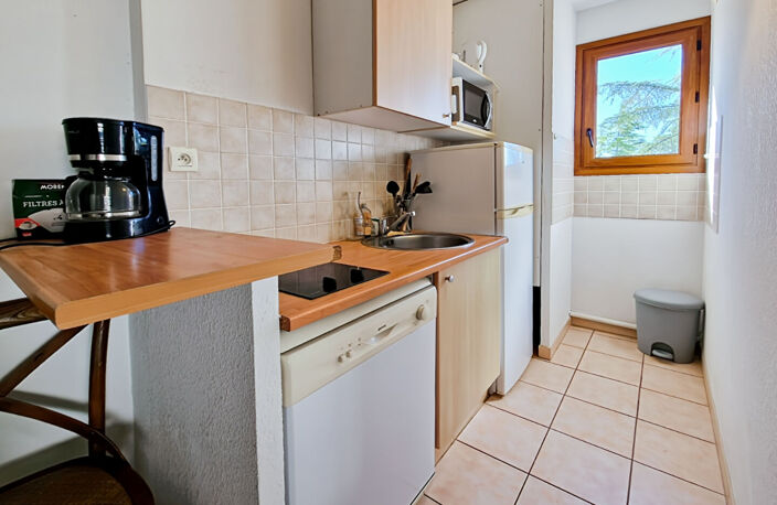 A VENDRE - Appartement T2 bis avec balcon, sur Uzès (parking ... — photo 2