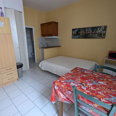 Appartement 1 pièces 375 €