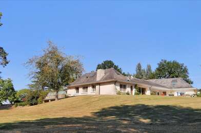 Maison 10 pièces 523200 €