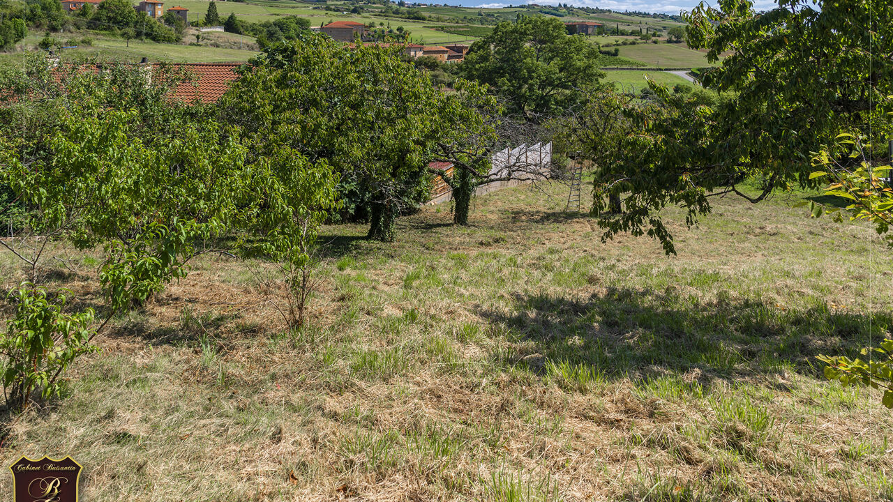 terrain  pièces 700 m2 à vendre à Saint-Laurent-d'Oingt (69620)