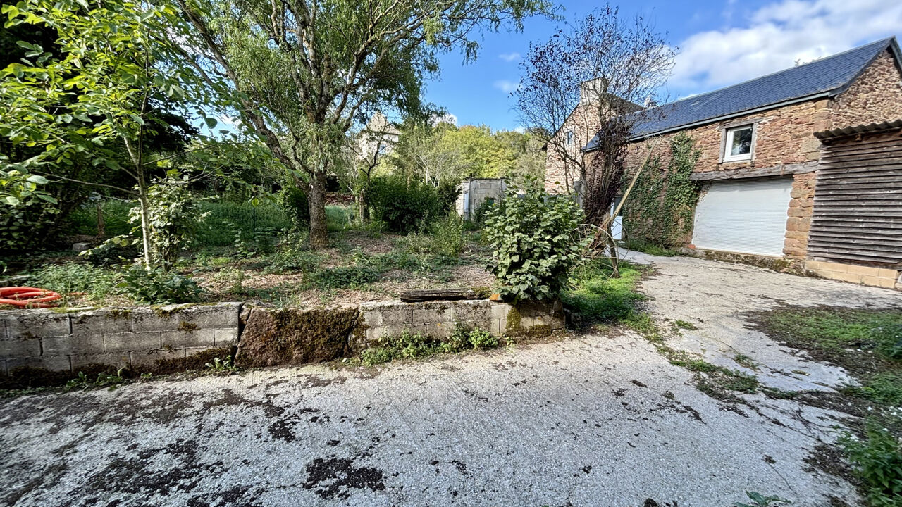 maison 5 pièces 165 m2 à vendre à Flavin (12450)