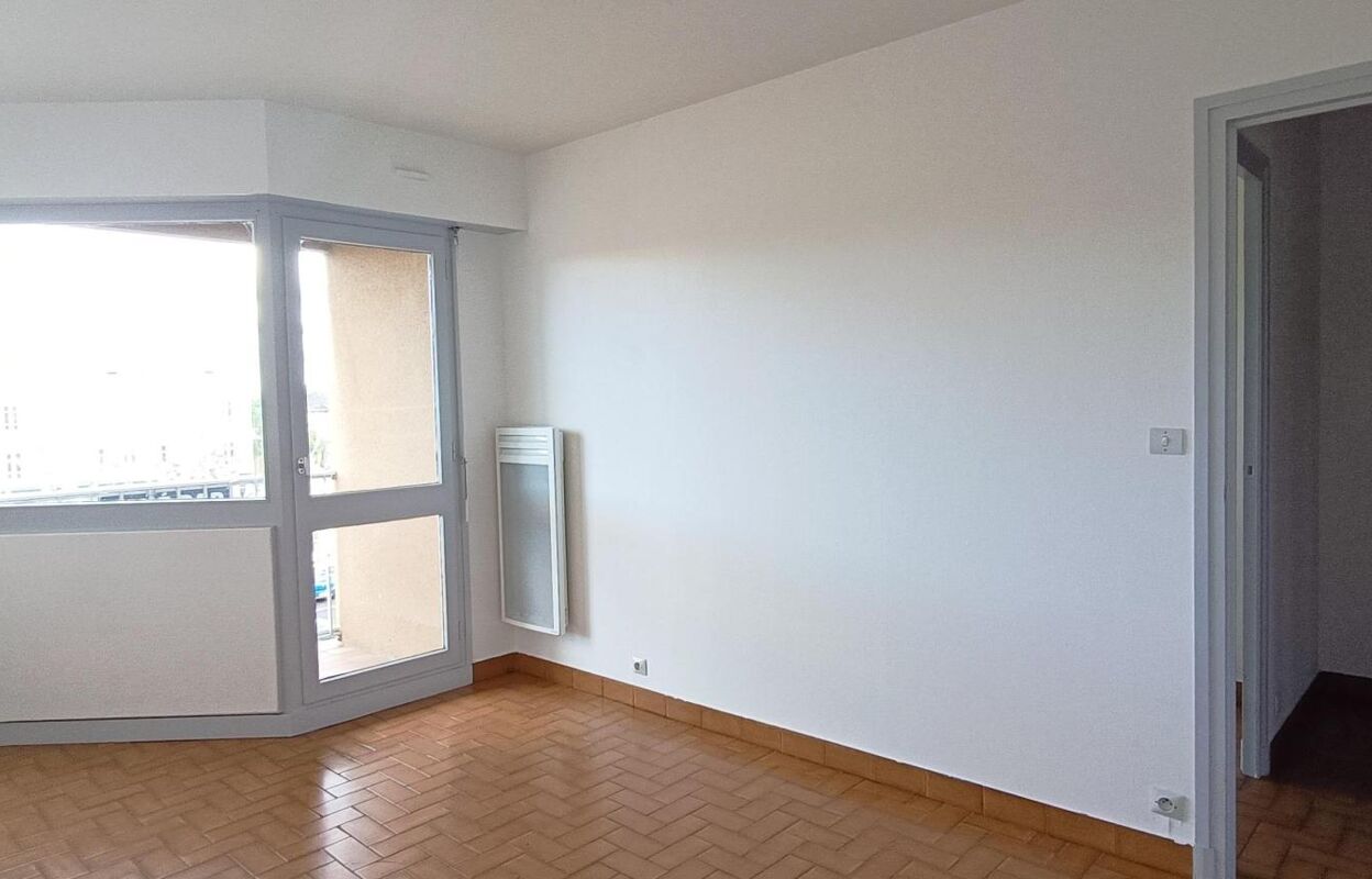 appartement 2 pièces 33 m2 à vendre à Montbrison (42600)