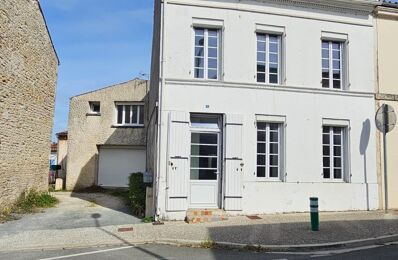 vente maison 225 000 € à proximité de Plassay (17250)