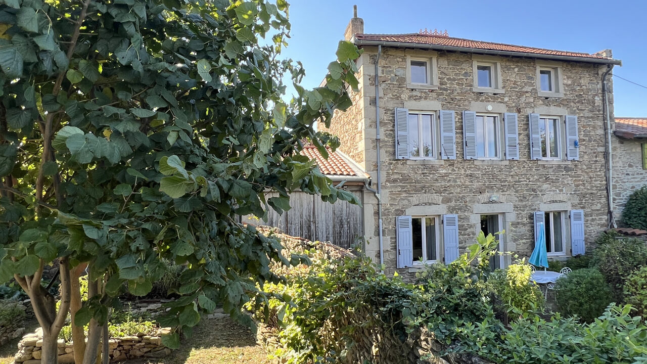 maison 8 pièces 250 m2 à vendre à Mornant (69440)