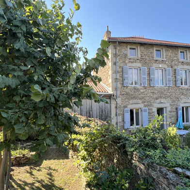 Maison 8 pièces 250 m²