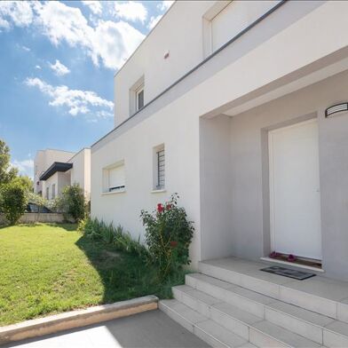 Maison 5 pièces 145 m²