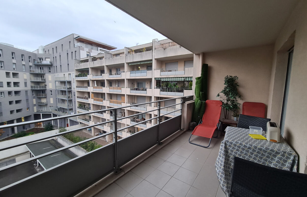 appartement 2 pièces 33 m2 à louer à Marseille 6 (13006)