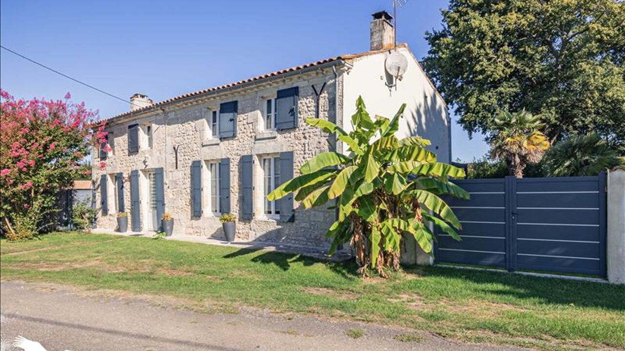 maison 5 pièces 173 m2 à vendre à Saint-Sulpice-d'Arnoult (17250)