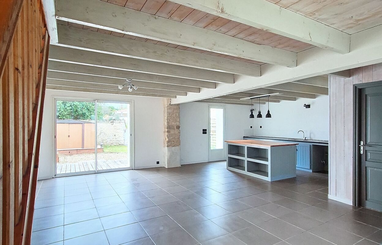 maison 4 pièces 101 m2 à vendre à Saint-Félix (17330)