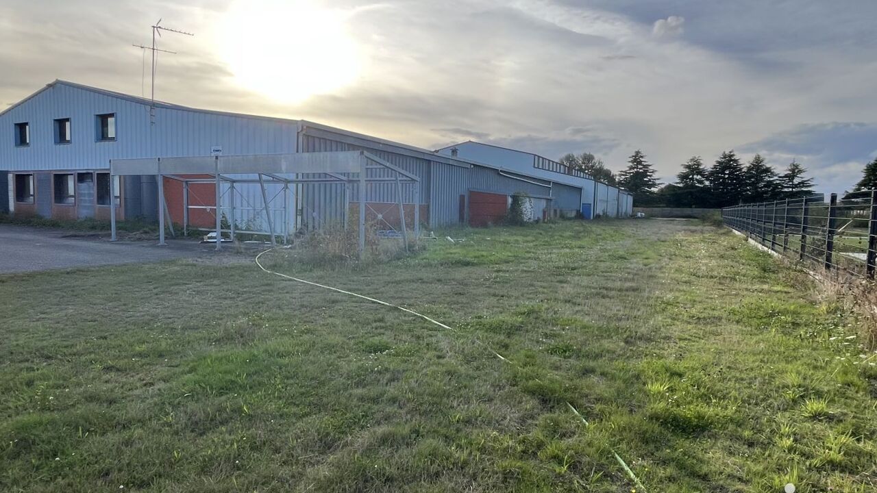 commerce  pièces 2150 m2 à vendre à Crevin (35320)