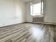 Appartement de 89 m2  avec balcon, parking libre et cellier, 2eme etage. — photo 2