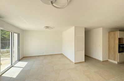 location maison 1 500 € CC /mois à proximité de Meyrargues (13650)