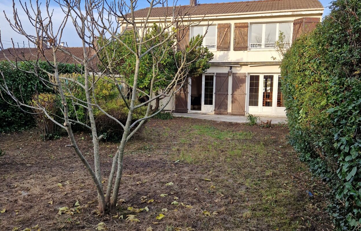 maison 6 pièces 114 m2 à vendre à Chelles (77500)