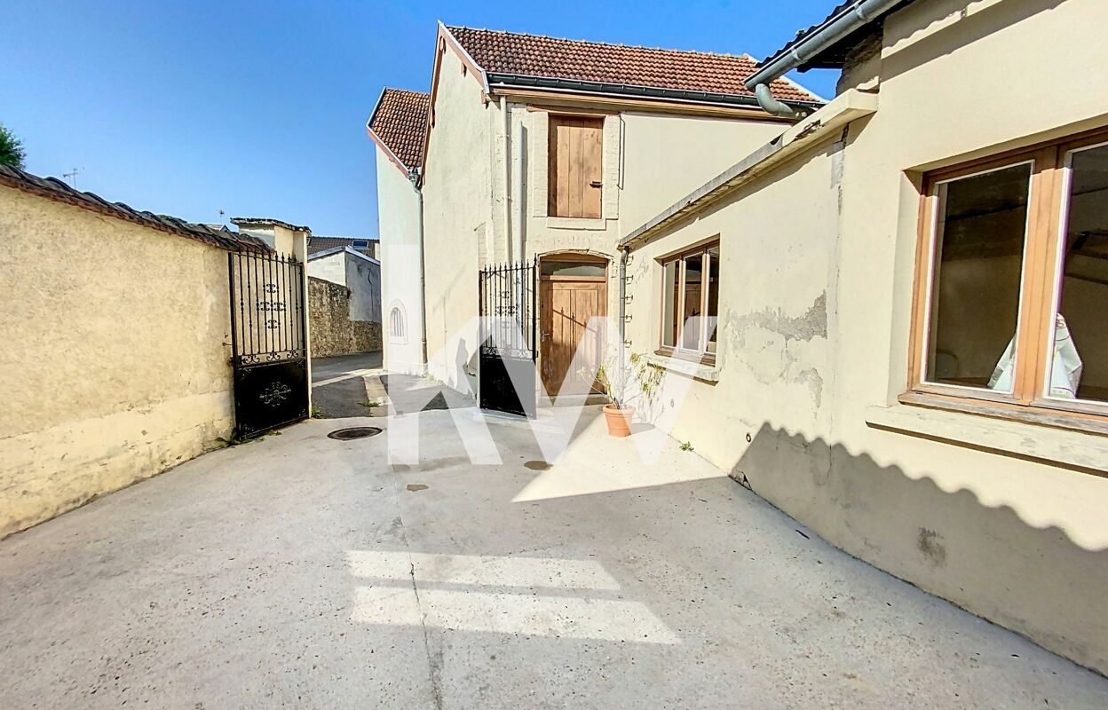 maison 7 pièces 268 m2 à vendre à Mailly-Champagne (51500)