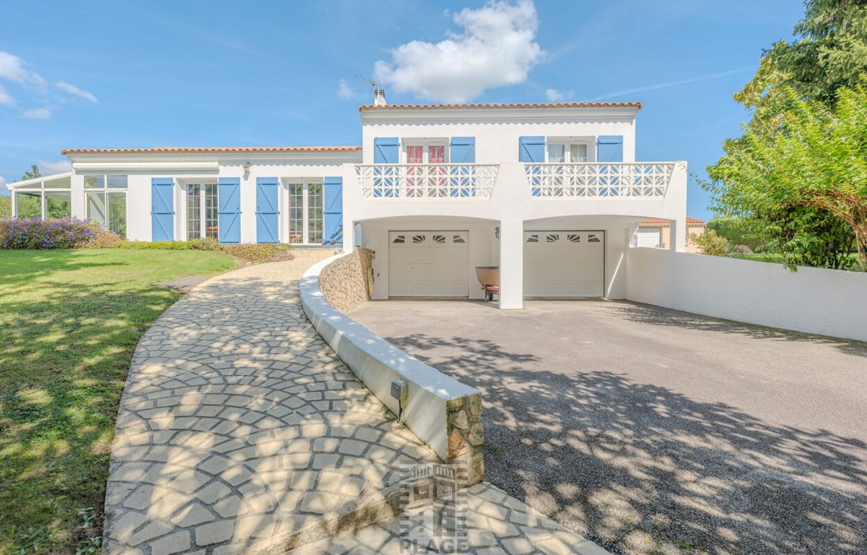 maison 4 pièces 121 m2 à vendre à Les Achards (85150)