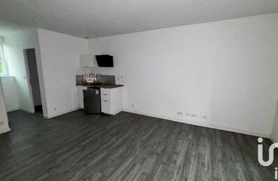 location appartement 380 € CC /mois à proximité de Carhaix-Plouguer (29270)