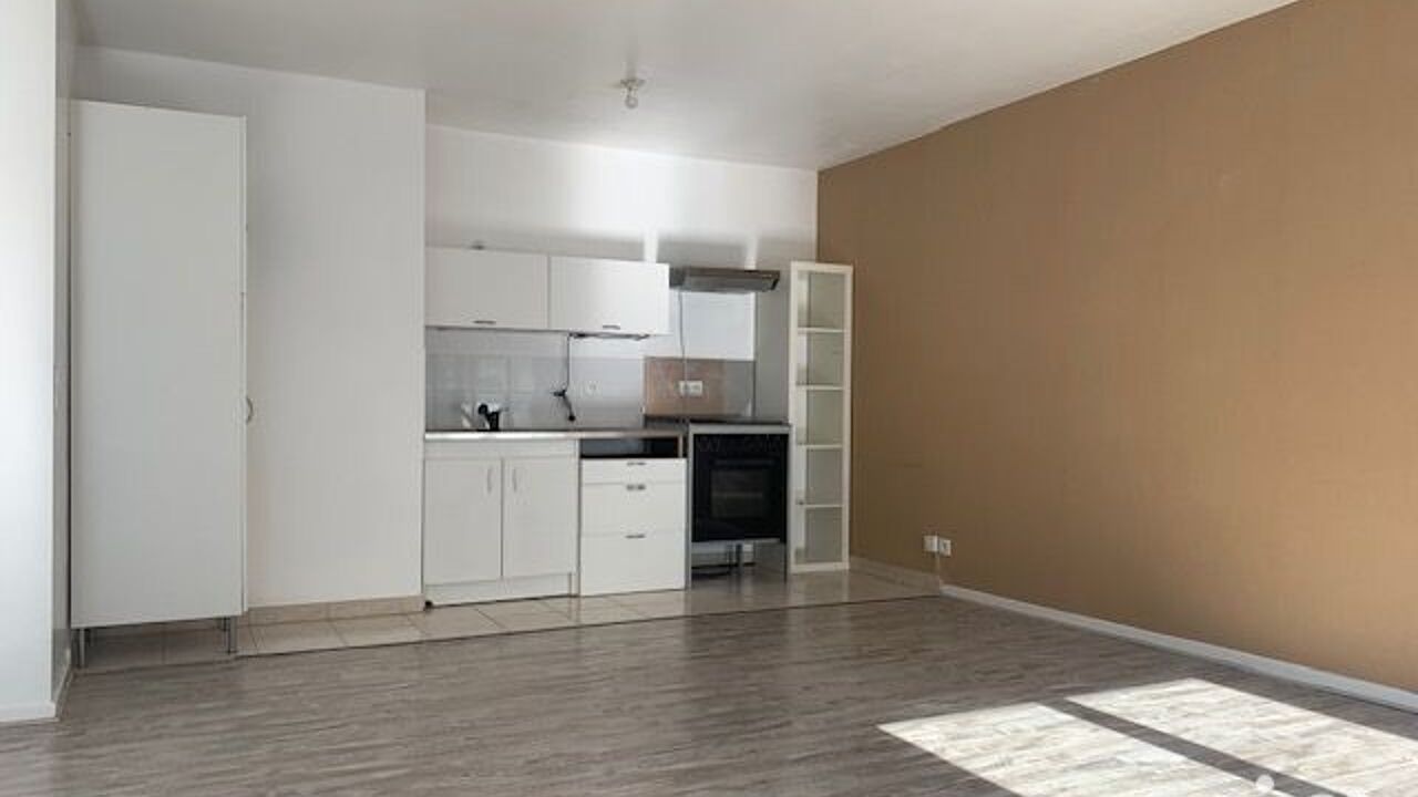 appartement 3 pièces 63 m2 à vendre à Noisiel (77186)