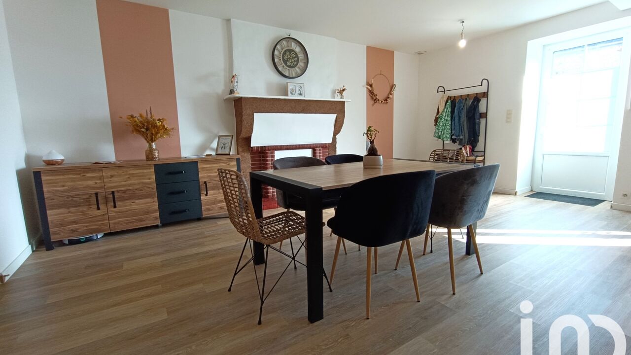 maison 4 pièces 109 m2 à vendre à Juvigné (53380)