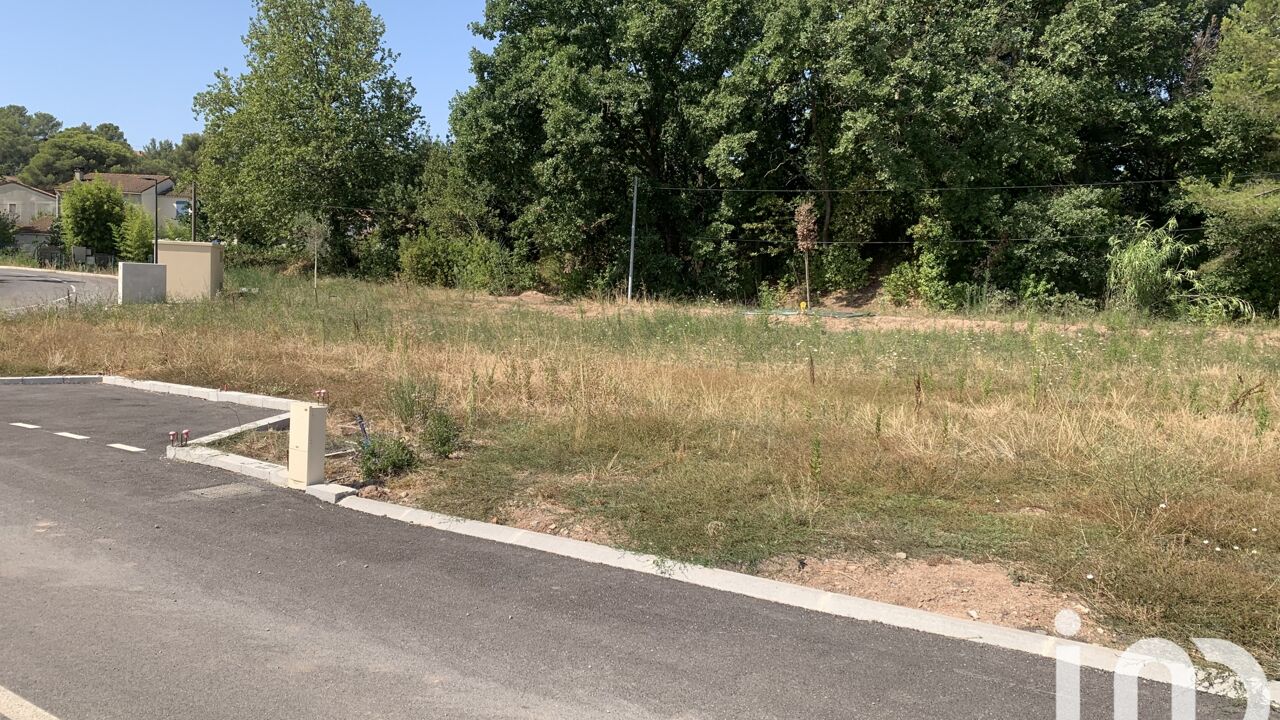 terrain  pièces 445 m2 à vendre à Carnoules (83660)