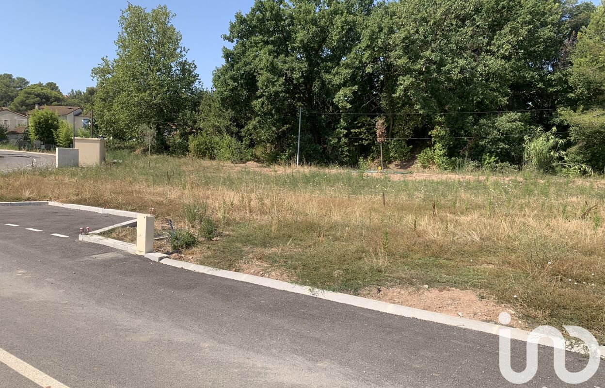 terrain  pièces 445 m2 à vendre à Carnoules (83660)