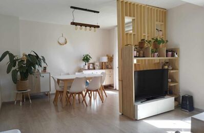 vente appartement 143 000 € à proximité de Eyguières (13430)