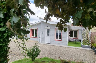 vente maison 230 000 € à proximité de Saint-Yzan-de-Soudiac (33920)