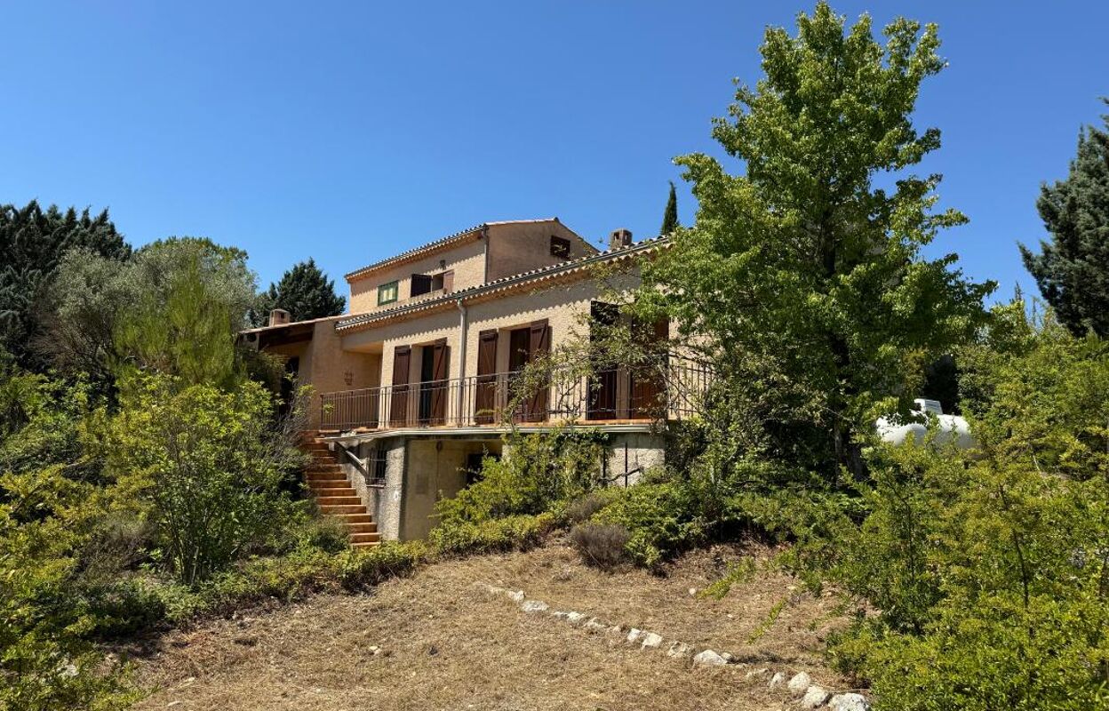 maison 6 pièces 167 m2 à vendre à Saint-Laurent-du-Verdon (04500)