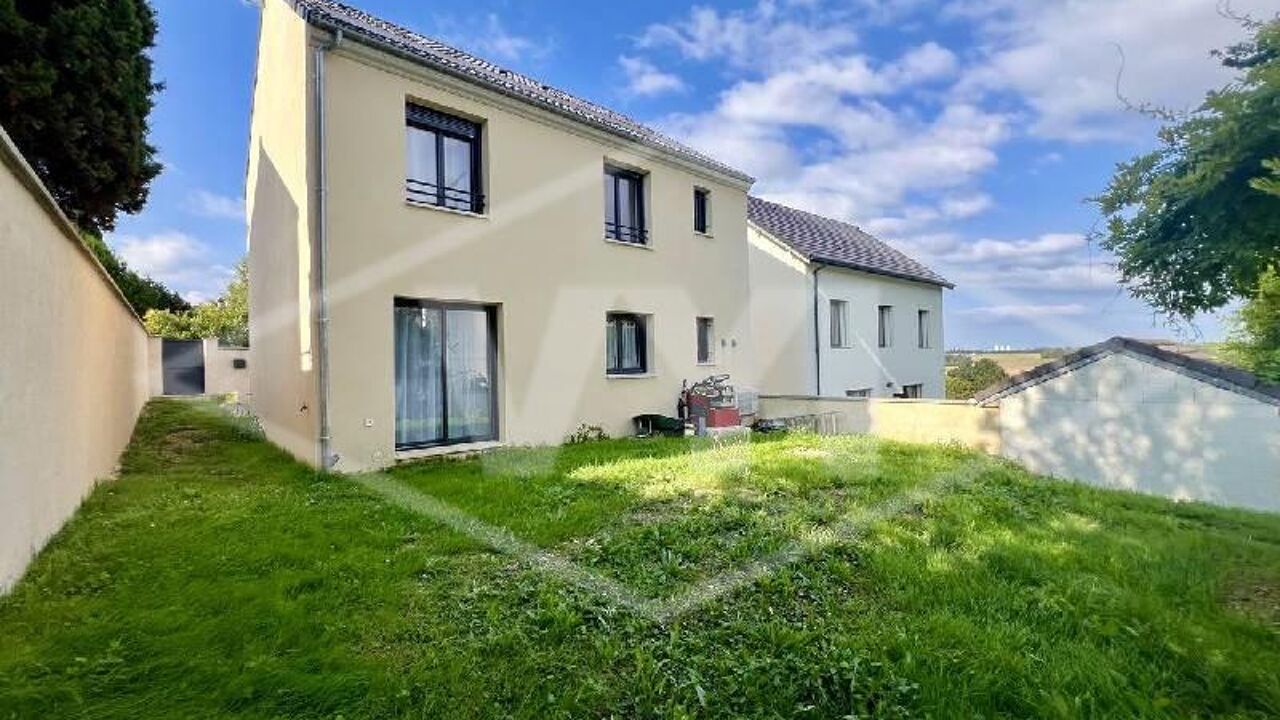 maison 5 pièces 103 m2 à vendre à Combs-la-Ville (77380)