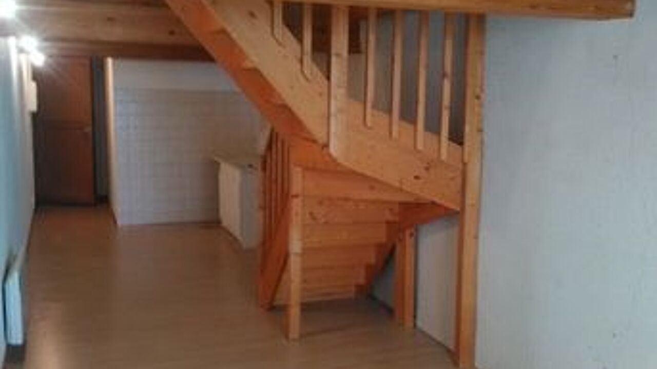 appartement 3 pièces 41 m2 à louer à Gensac (33890)