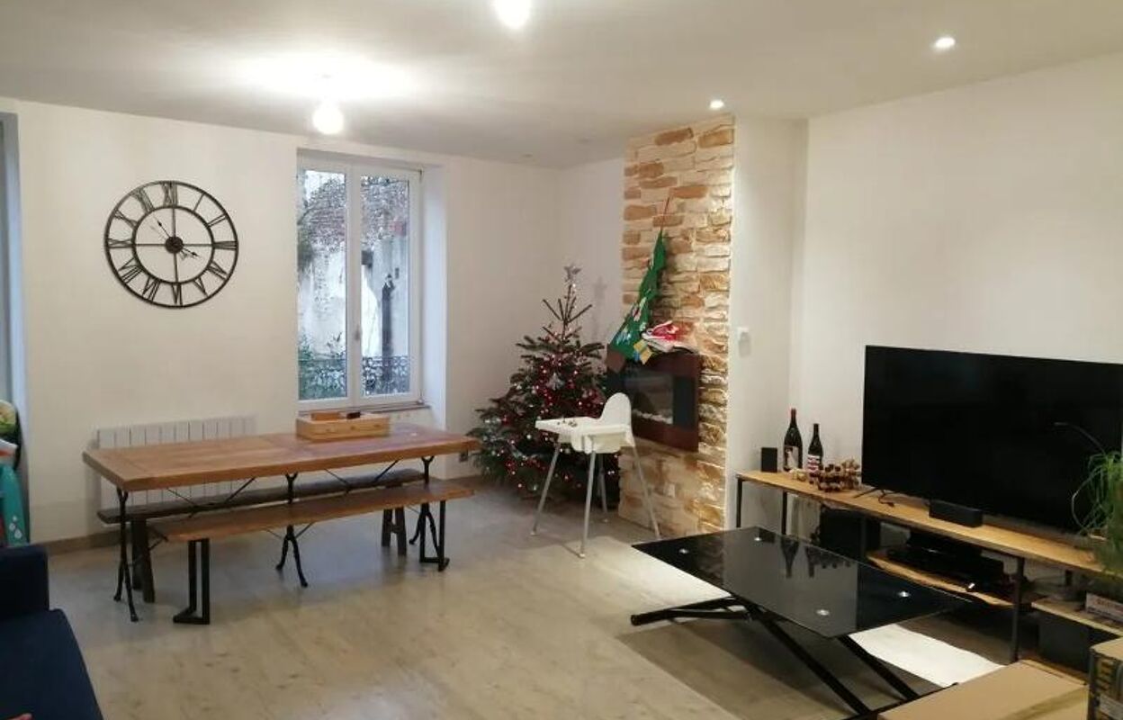 appartement 3 pièces 110 m2 à louer à Beaujeu (69430)