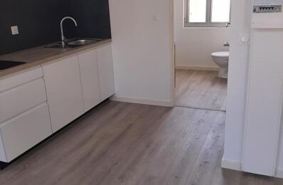 location appartement 570 € CC /mois à proximité de Cavignac (33620)