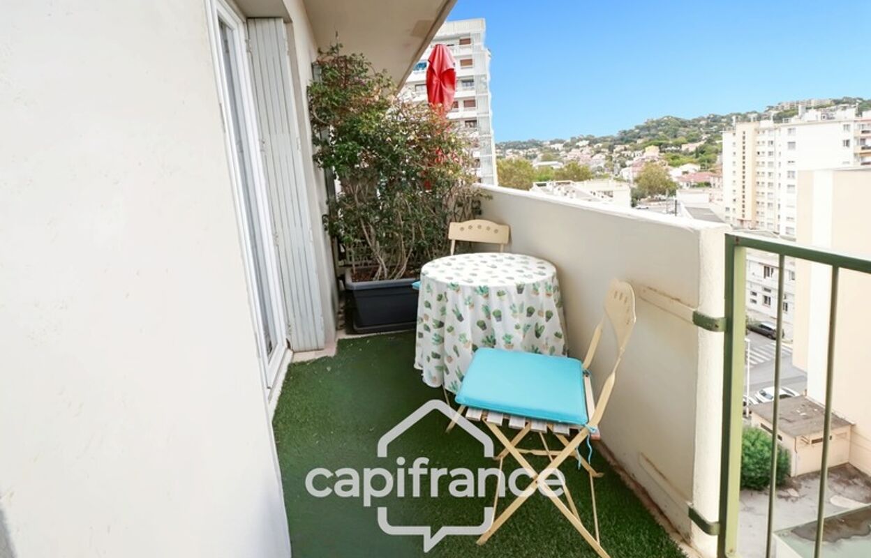 appartement 3 pièces 68 m2 à vendre à Toulon (83000)