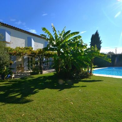 Maison 5 pièces 990000 €