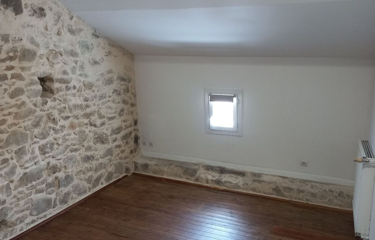 maison 4 pièces 127 m2 à vendre à Bressuire (79300)