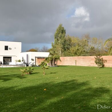 Maison 5 pièces 630000 €